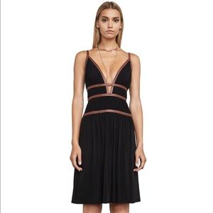 Lillie Sleeveless Strap Dress